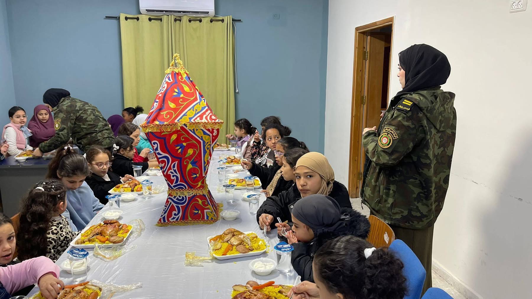عمل فطور جماعي للاطفال في شهر رمضان