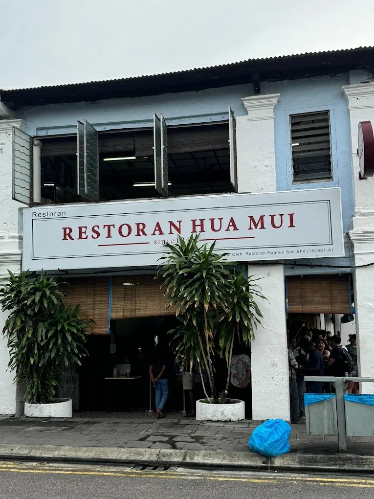 10 Best Local Breakfast Spots in JB Town feature