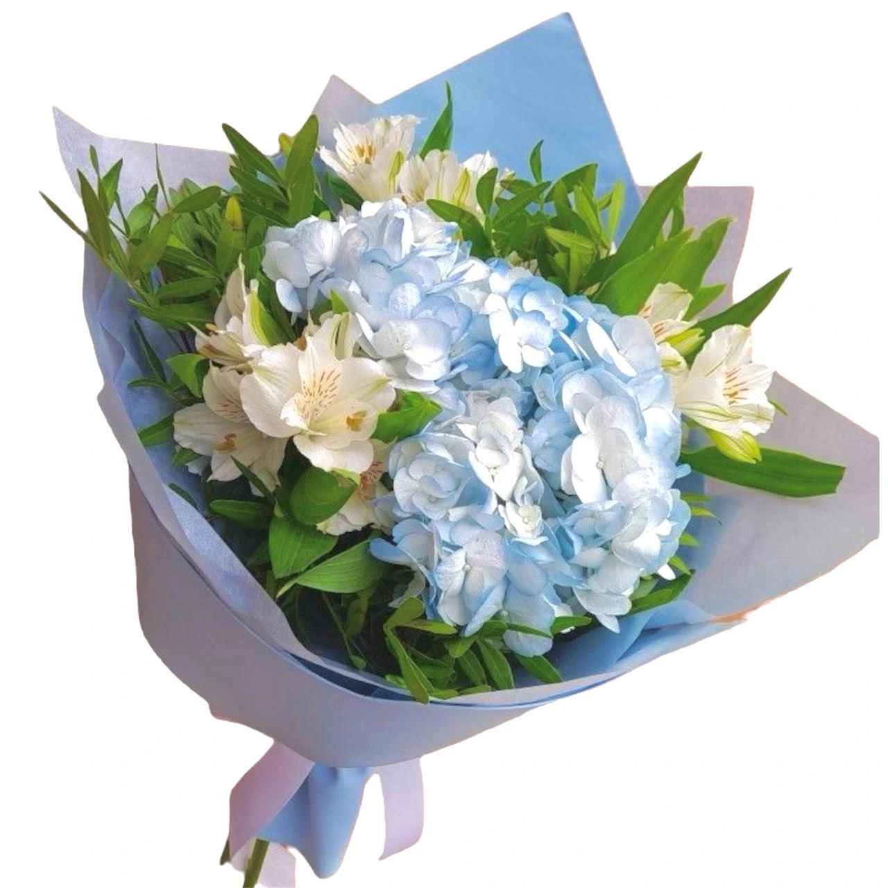Ramo De Hortensias Azules Y Astromelias — Celebraciones. Arreglo floral de Flores Les Roses con envío a domicilio en Bogotá.