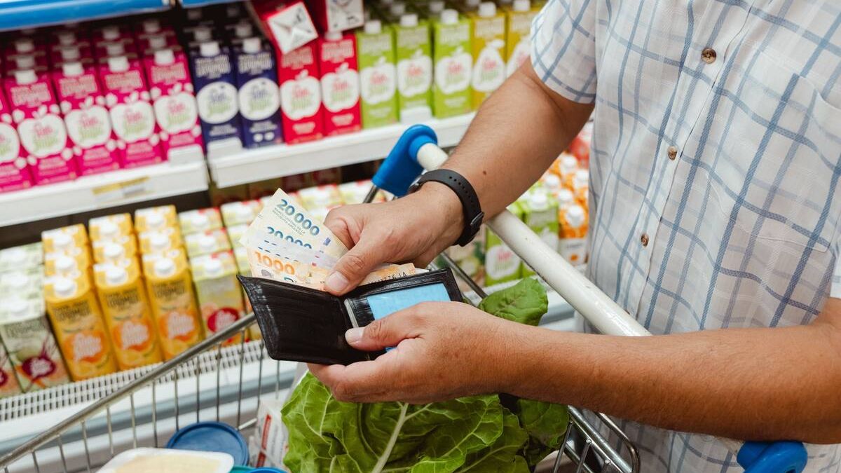 "La inflación porteña de agosto fue 1,7% y desaceleró frente al 2,9% de julio." (Ámbito)