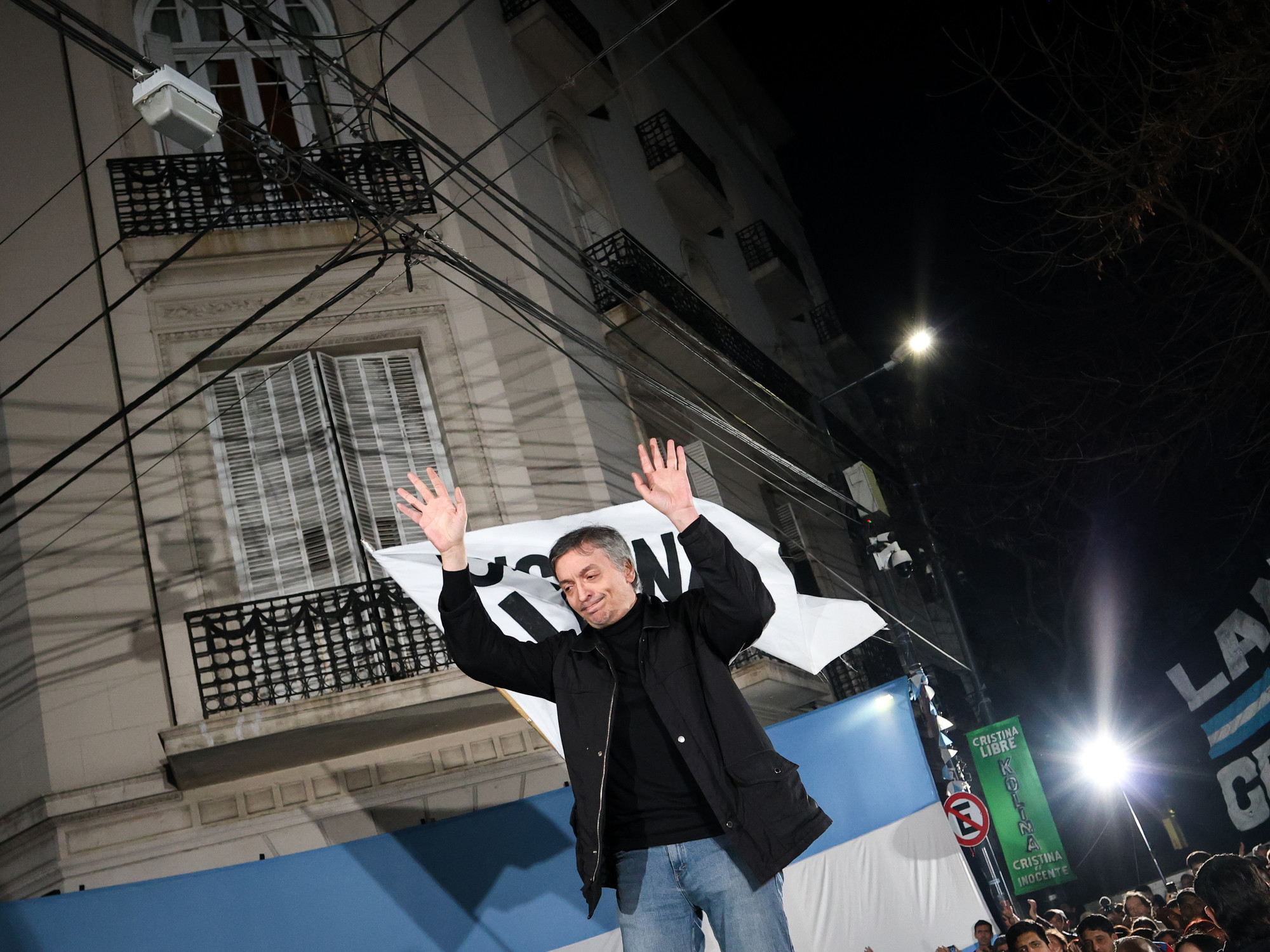 "Será la primera vez que Máximo Kirchner se siente en el banquillo de los acusados." (Clarín)