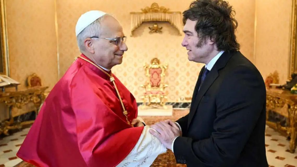 "El papa León XIV y Javier Milei." (Diario Perfil)
