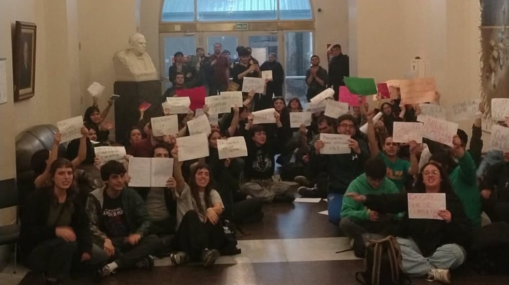 “Nos cansamos de mendigar lo que nos corresponde” (TN)