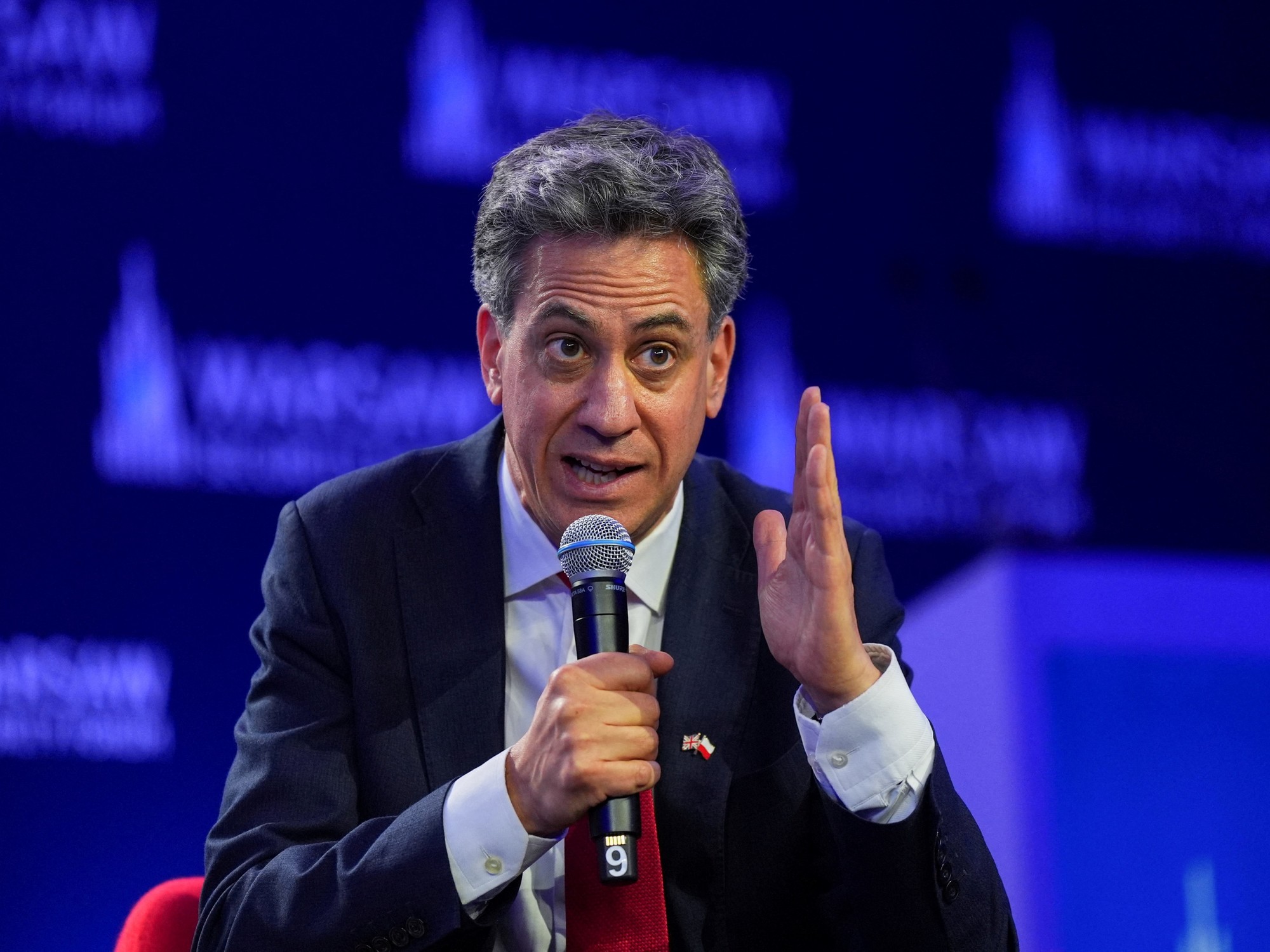 “¿Por qué Ed Miliband, el hombre que bloqueó las perforaciones en el Mar del Norte, está dispuesto a permitirlas en el Atlántico Sur, pero no frente a las costas de Escocia?” (Clarín / Foto: Archivo)