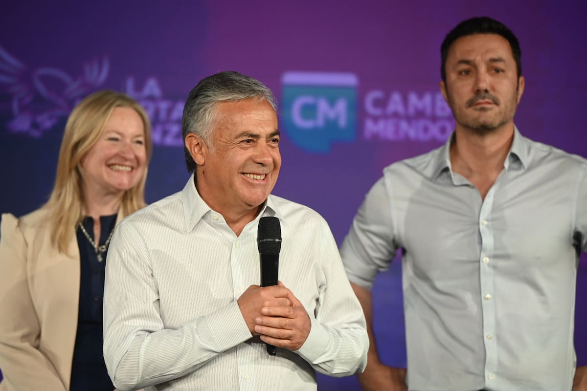 "No me parece un sano acuerdo vetar o prohibir un candidato porque es el que mejor mide." (La Nación)
