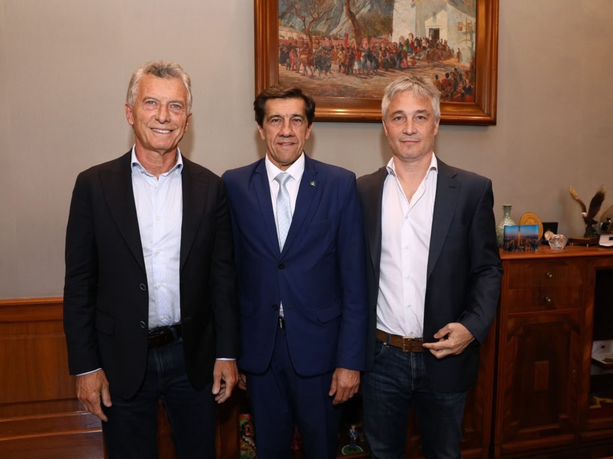 "Apoyamos a este Gobierno como nunca nadie lo hizo sin ser gobierno." (Clarín)