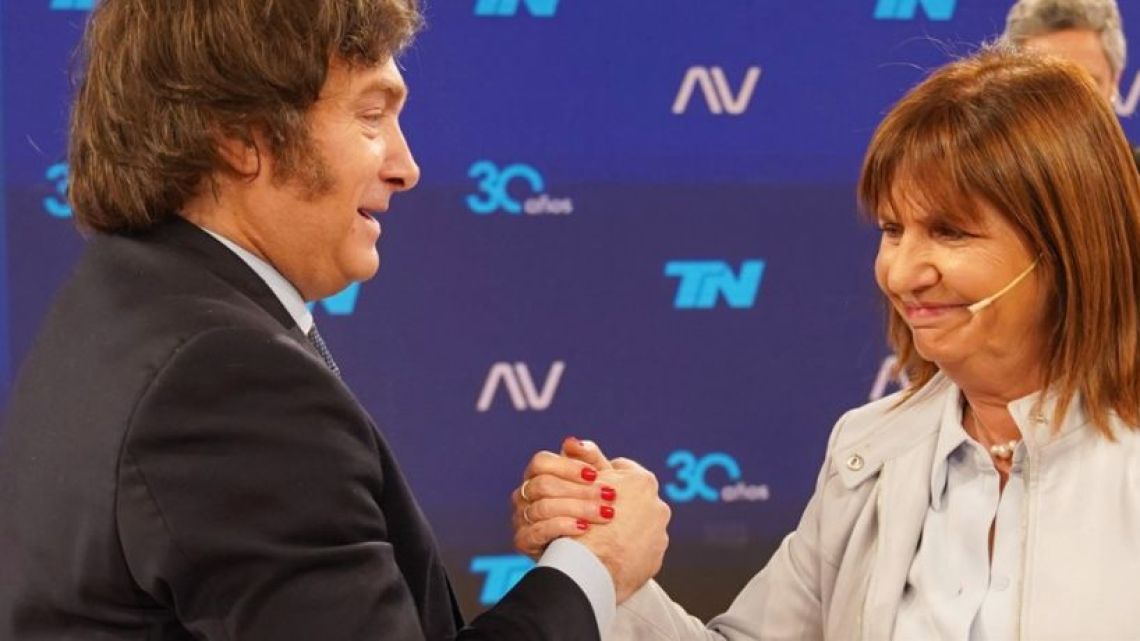 "Me sorprendió porque estando en la mesa política el tema no salió a la luz." (Perfil)
