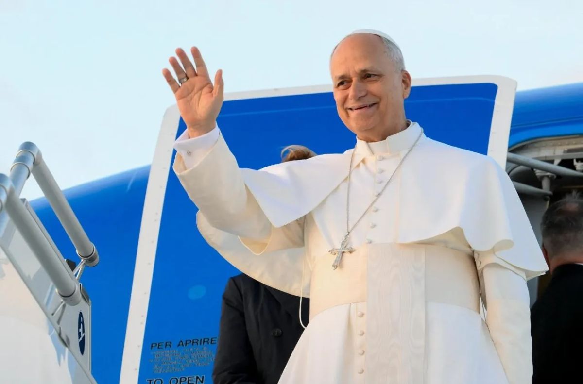 "El papa León XIV, cuya visita a la Argentina está prevista entre el 8 y el 11 de noviembre." (La Tecla)