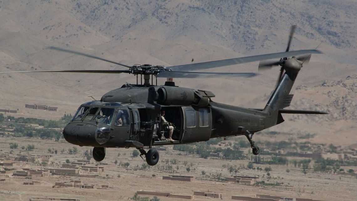 "Los helicópteros serían destinados principalmente a reemplazar a los Bell UH-1H/Huey II del Ejército." (Diario Perfil)