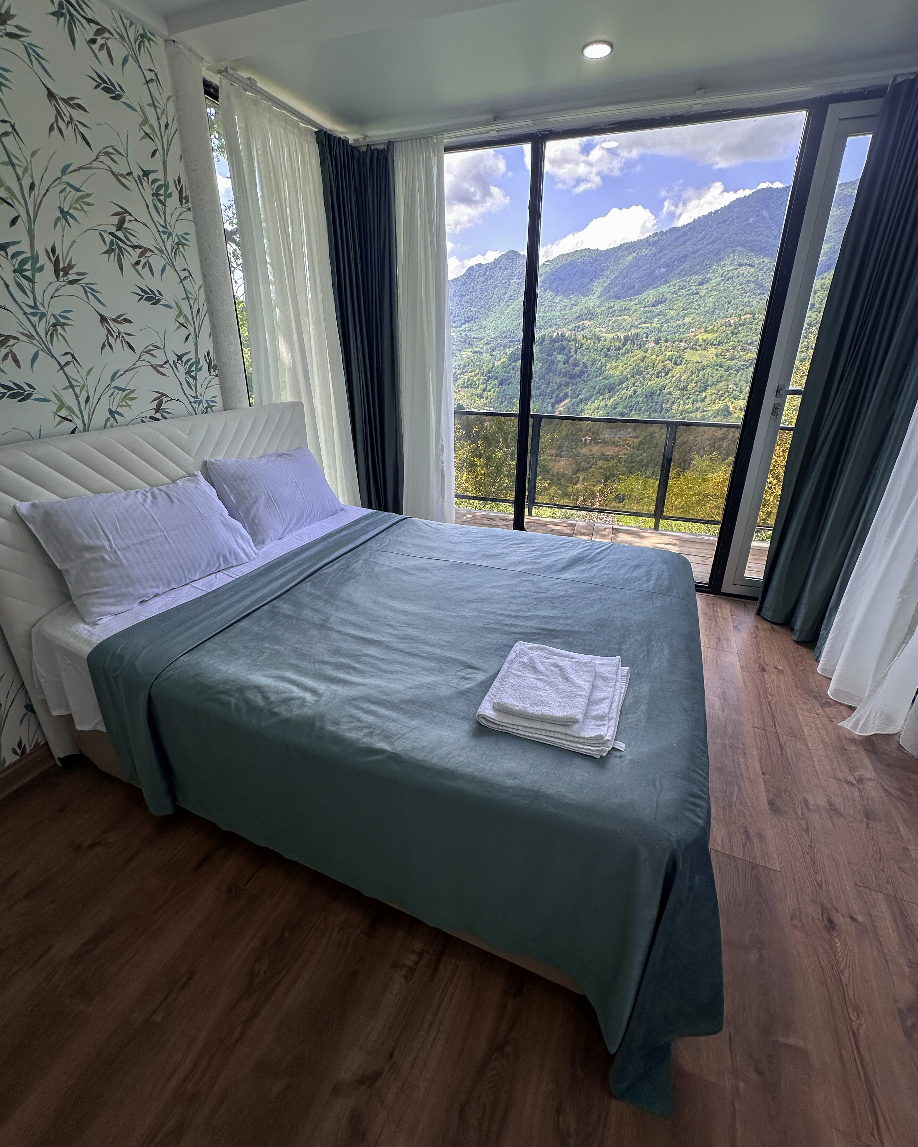 Where to Stay in Keda, Adjara — Guesthouse, Cottage or Camper?