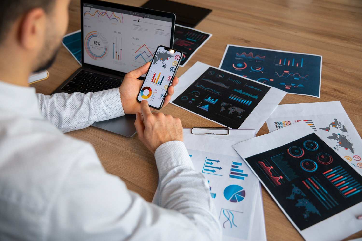 How Financial Modeling Software Helps Startups Make Smarter Decisions