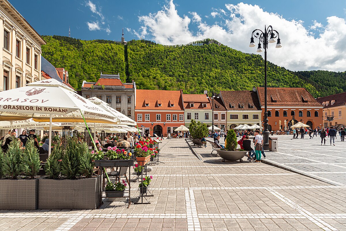 Brașov, Romania: A Journey Through Cobblestone Streets and Carpathian Peaks