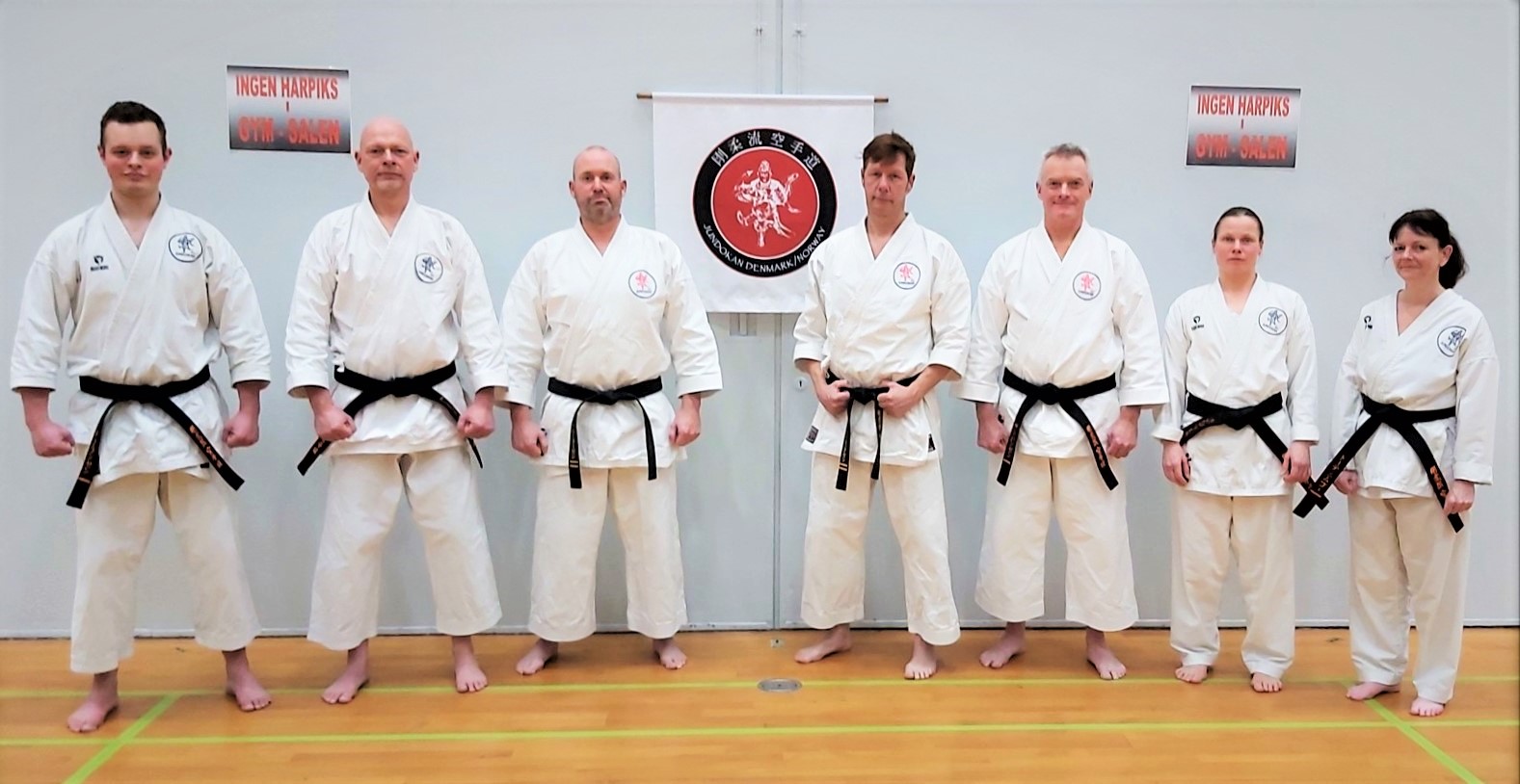 Victor Frandsen Nidan, Henrik Frandsen Nidan, Allan Dahlstrøm Petersen Sandan, Per Frederiksen Sandan, Jan Stenager Hansen Nidan, Charlotte Overgaard Olsen Shodan, Dorte Nimgaard Shodan