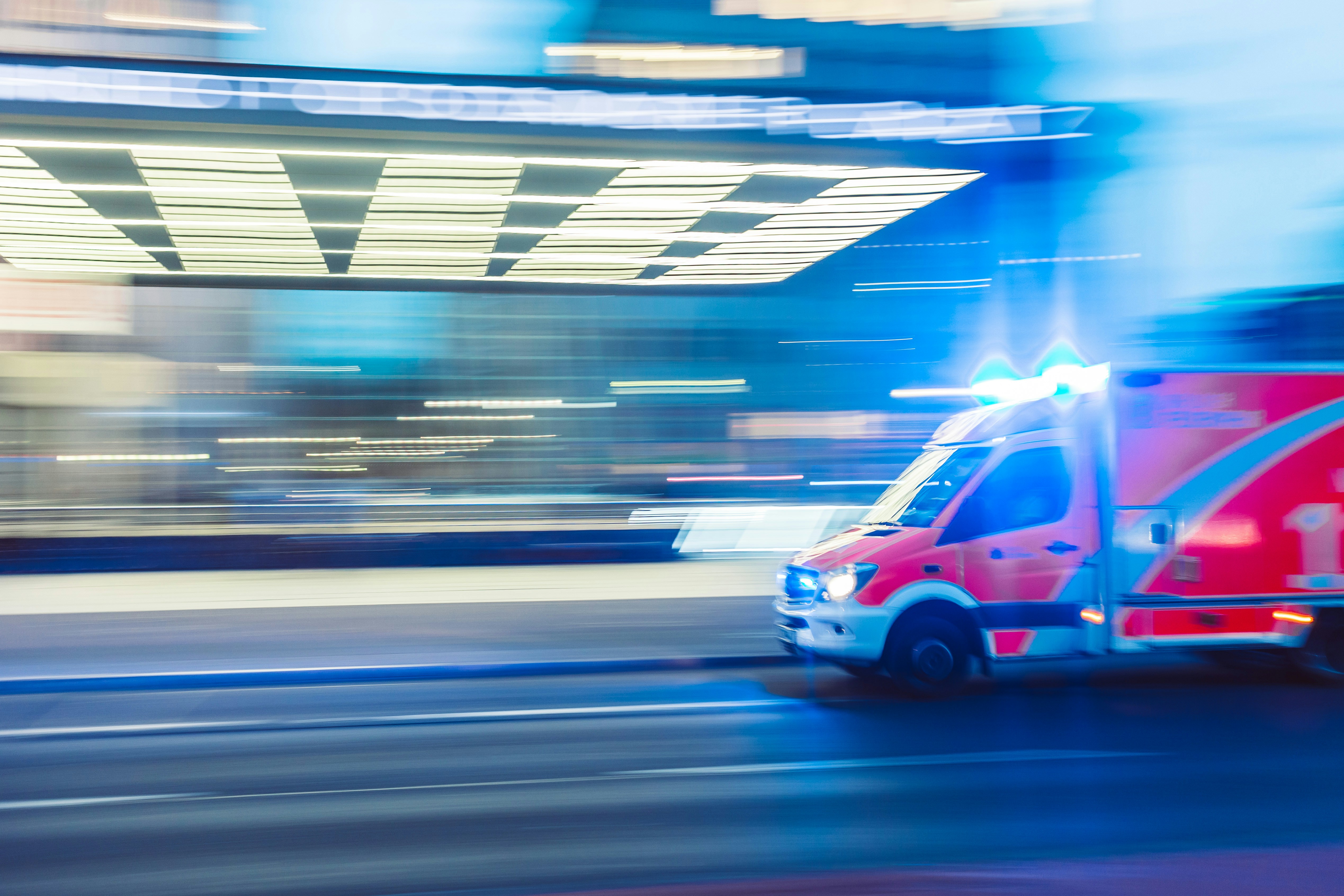 If You’re Working in the U.S. and Got Sick: What Happens to Your Job, Pay & Medical Documentation?
