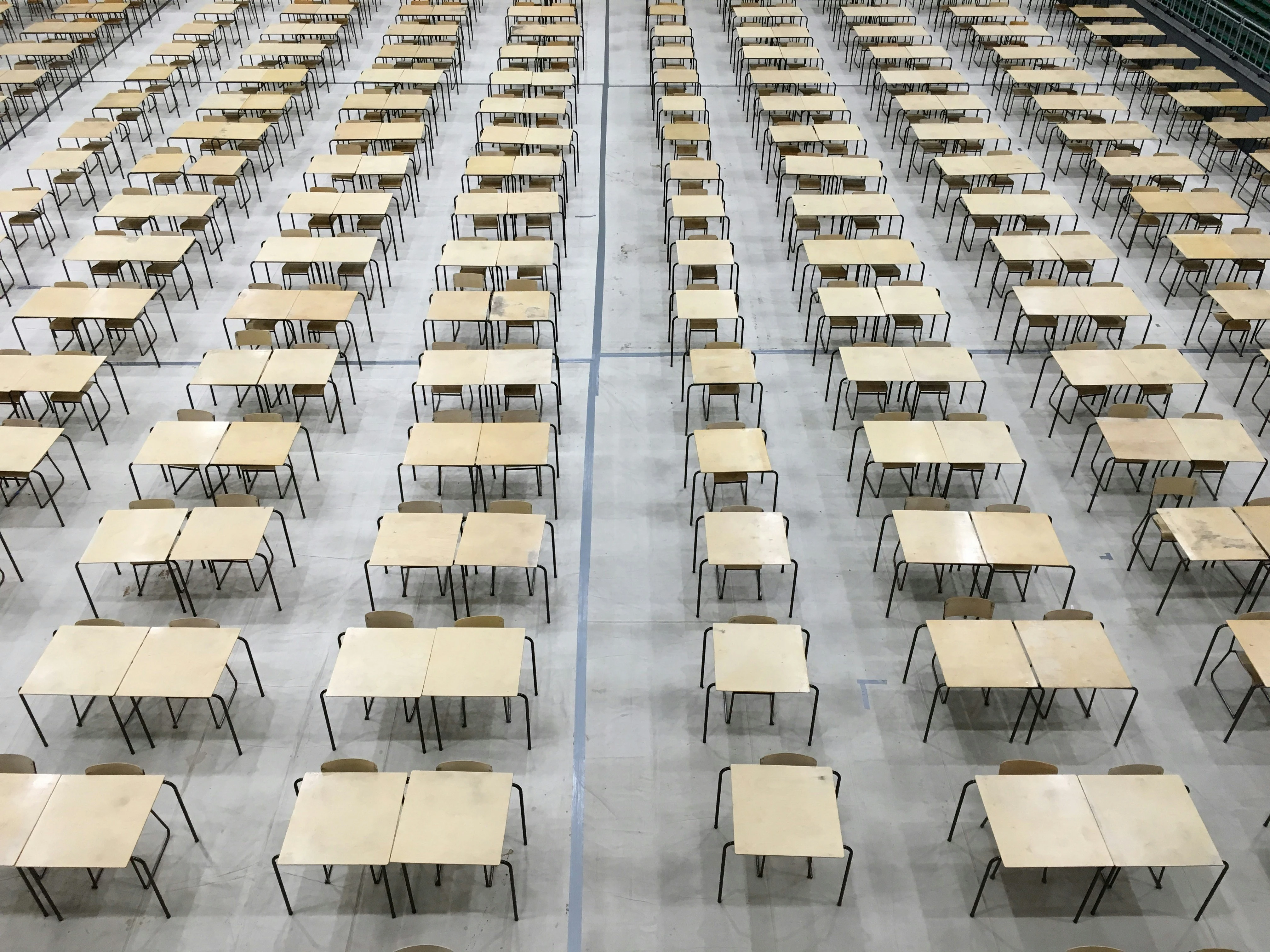 期末焦虑怎么办?美国大学生如何通过心理病假条合法延期作业和考试