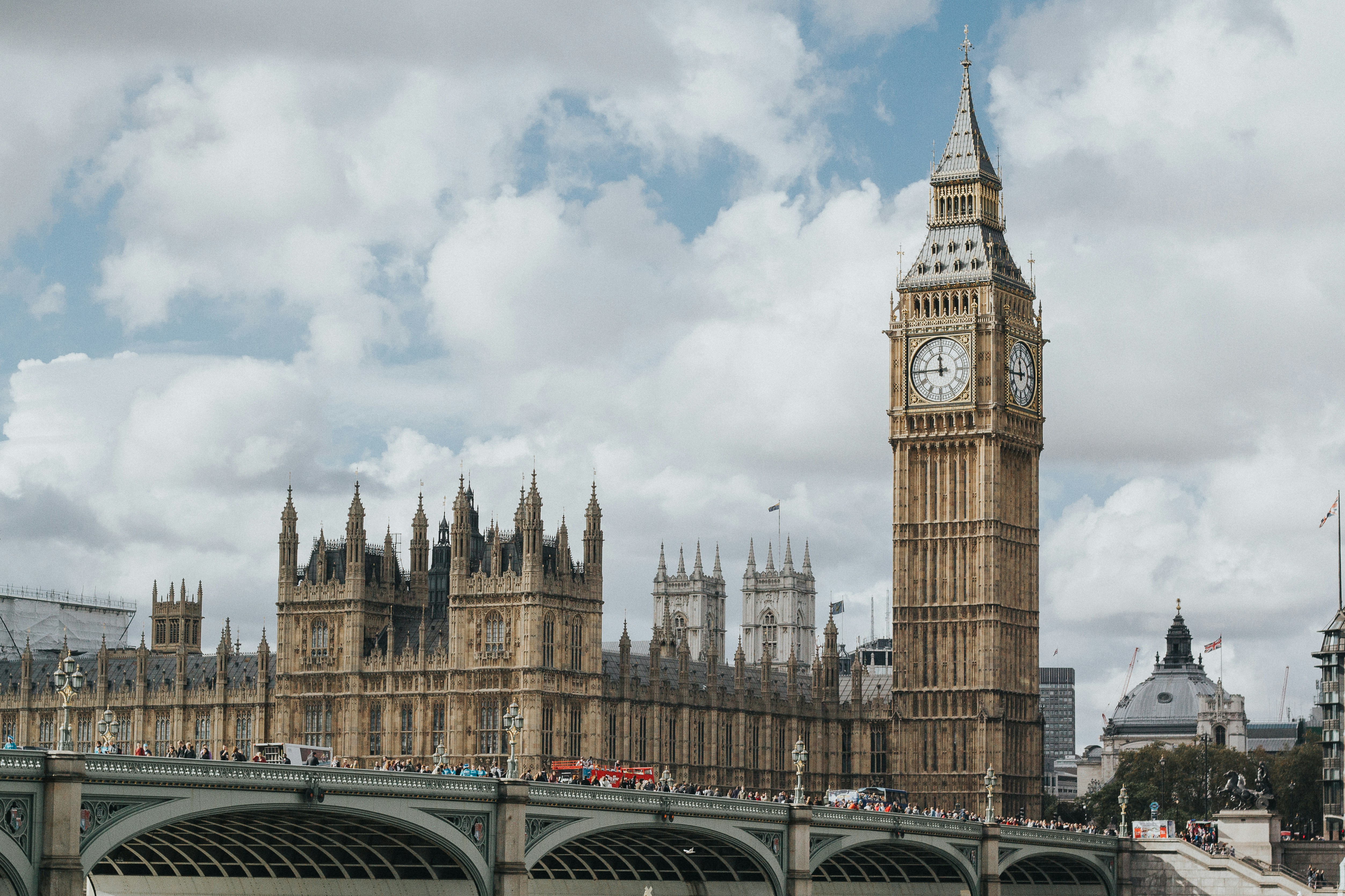 2025年英国雇主病假条要求详解:快速获取Fit Note的便捷方法